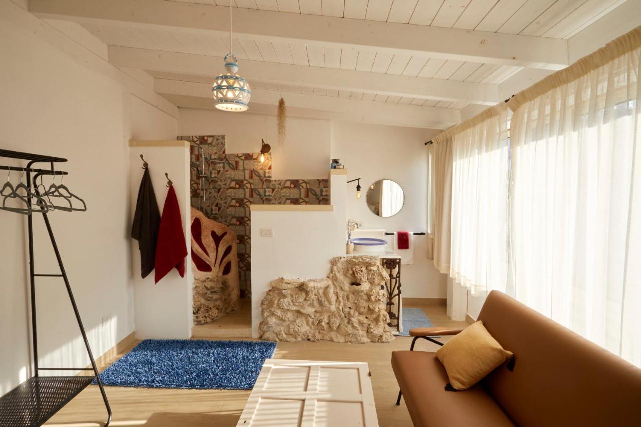 Upstairs - Skylight Apartment Lecce Exterior foto
