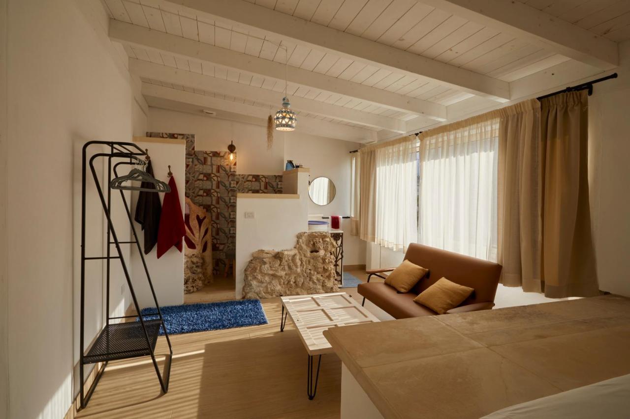 Upstairs - Skylight Apartment Lecce Exterior foto